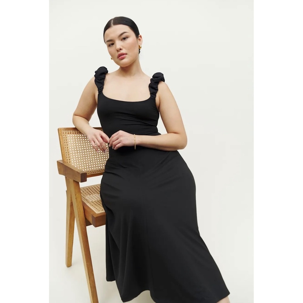 NWT Reformation Teddy Knit Dress M Black A-Line Stretch Midi Minimalist Preppy